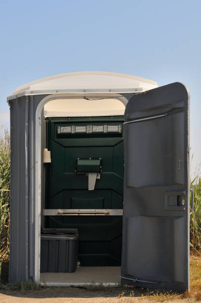 Best Portable restroom trailer rental  in Hurstbourne, KY